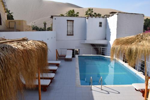hoteles en huacachina