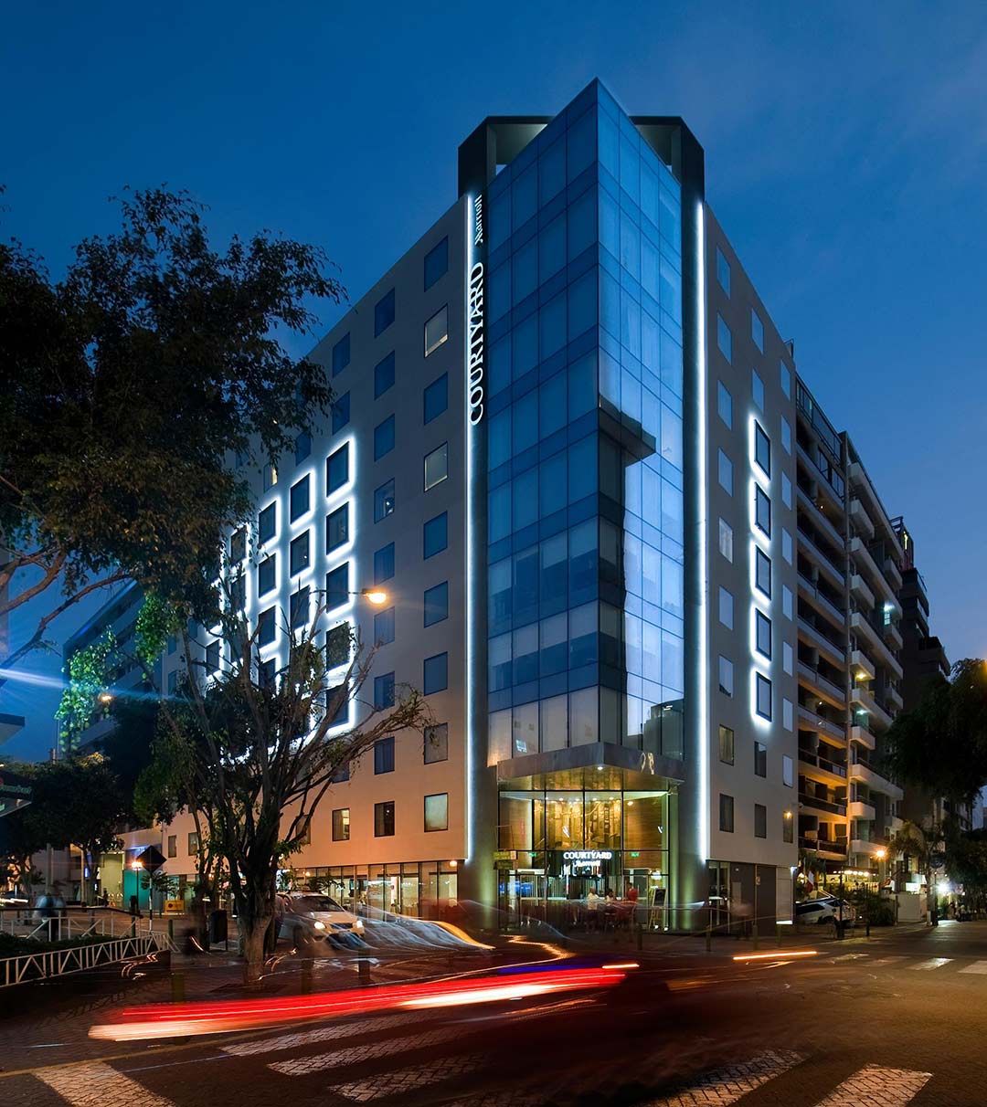 Courtyard by Marriott Miraflores, vista exterior del hotel