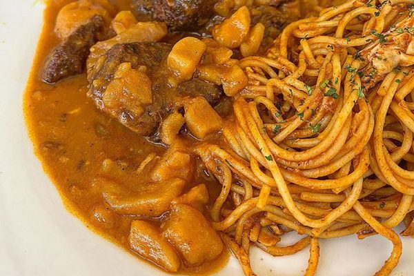 Carapulcra con Sopa Seca Carapulcra con Sopa Seca