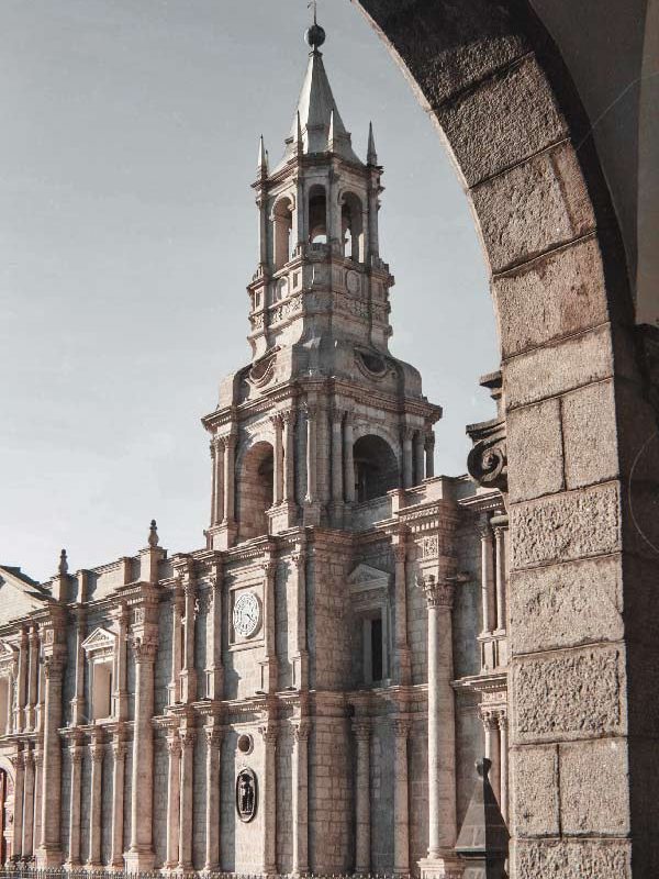 City Tour 2 (Vertical 600x900)