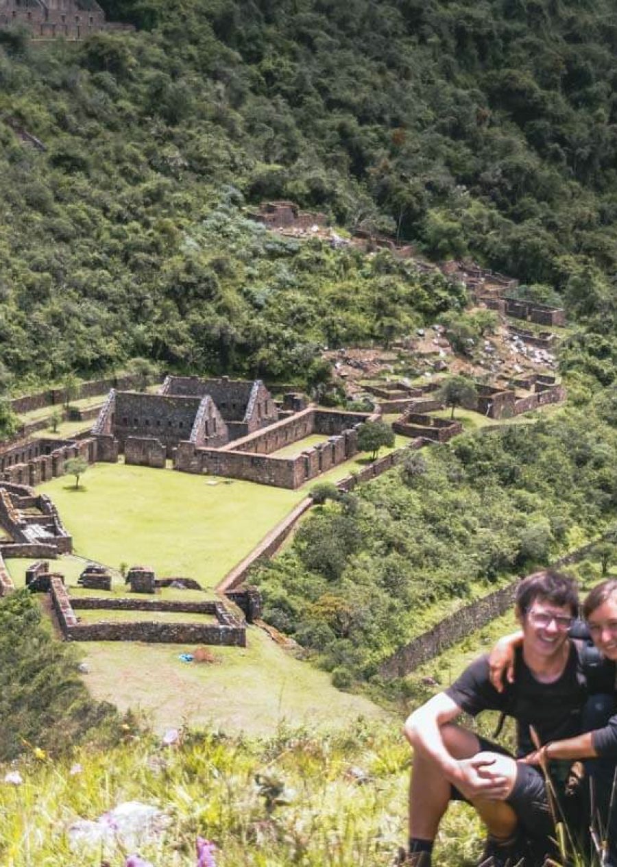 Pareja posando en Choquequirao