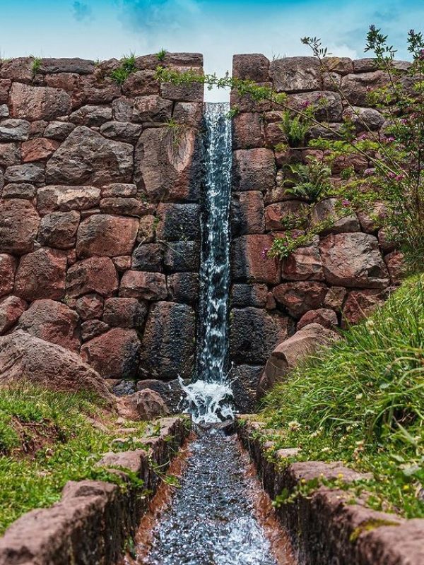 Acueducto de Tión Valle Sur del Cusco