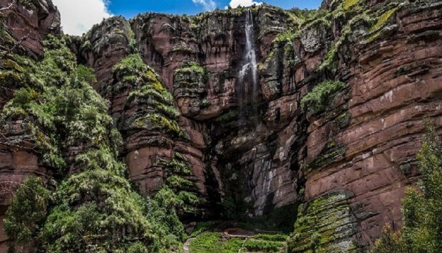 Los increíbles Farallones de Tecsecocha