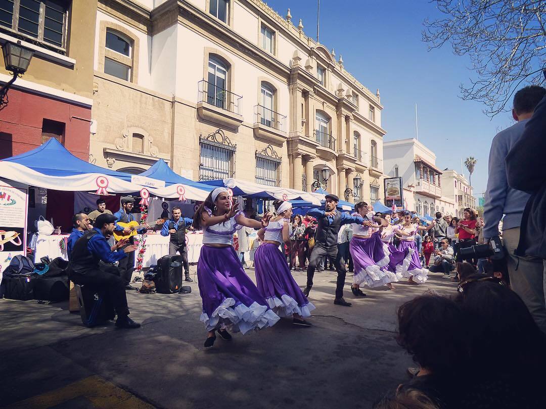 Danza típica de la costa