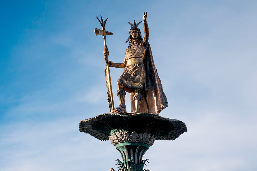 Monumento histórico en honor al Inca Pachacútec, en la ciudad del Cusco