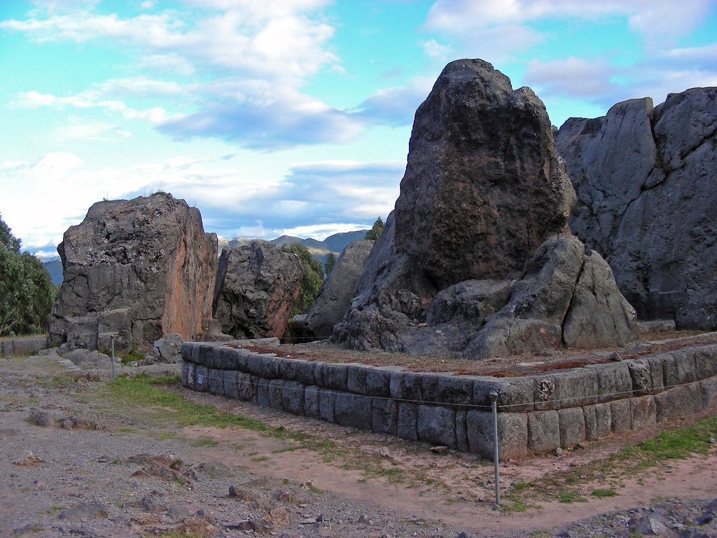 Qenqo y sus increíbles construcciones